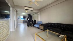 Blk 2 Hougang Avenue 3 (Hougang), HDB 3 Rooms #609474771